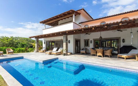 Casa Alta, Paradise Coves